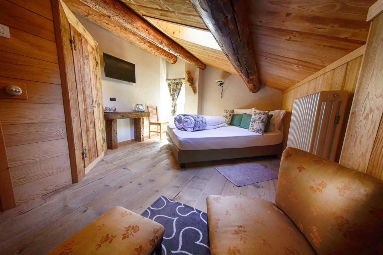 Agriturismo Baita De L'ALL Isolaccia Exterior foto
